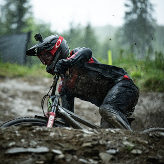 How to Wash Your Cycling Gloves & Mountain Bike Gloves